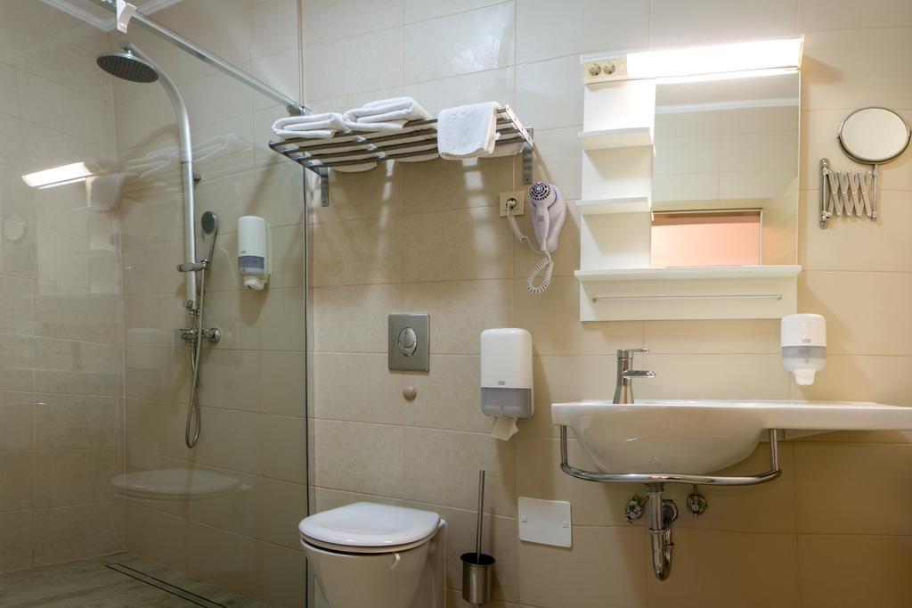 Villa Martini - Apartments & Rooms Vukovar Exterior foto